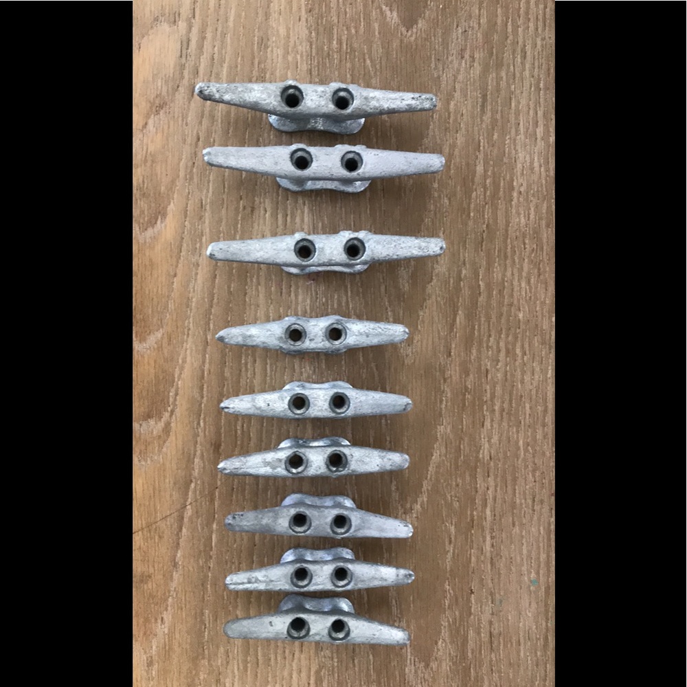 Boat cleats